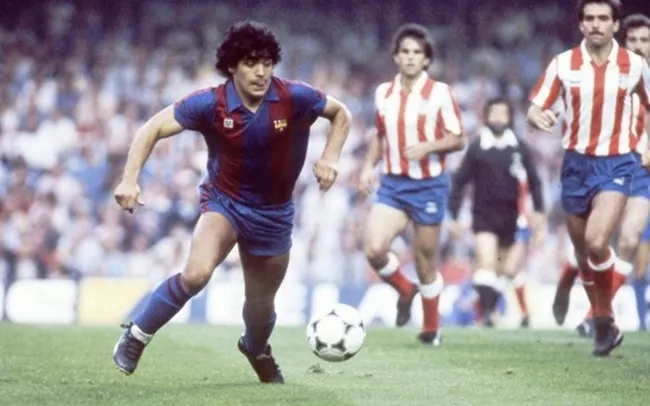 Arjantinli efsane futbolcu Maradona'dan kötü haber - 2