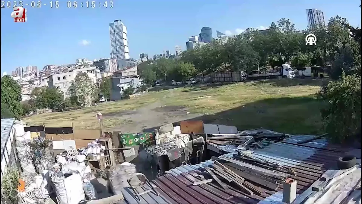 Boş arazide erkek cesedi bulundu