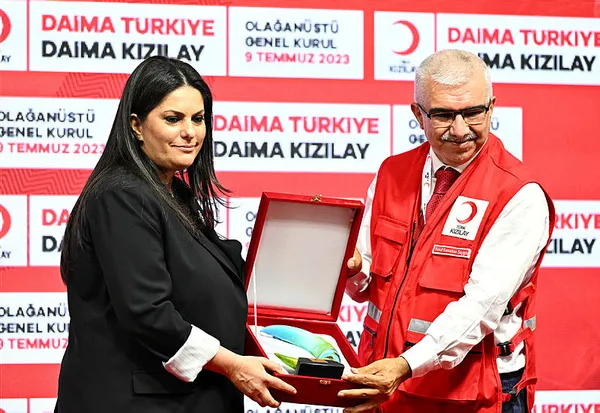 Kızılay’ın Genel Başkanı Prof. Dr. Fatma Meriç Yılmaz oldu | Fatma Meriç Yılmaz kimdir?