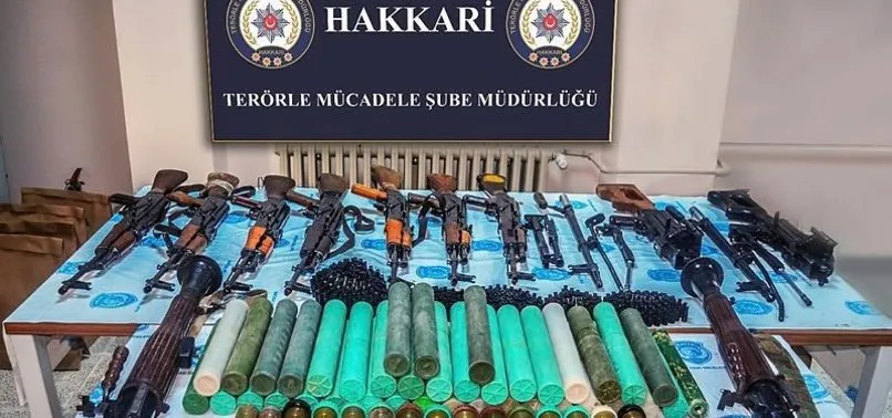 VATANDAŞ İHBAR ETTİ 3 ÇUVAL SİLAH BULUNDU