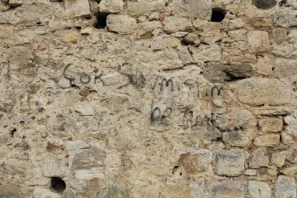 Sinop’ta ‘UNESCO Dünya Mirası Geçici Listesi'nde yer alan surlarda utanç yazıları - 4