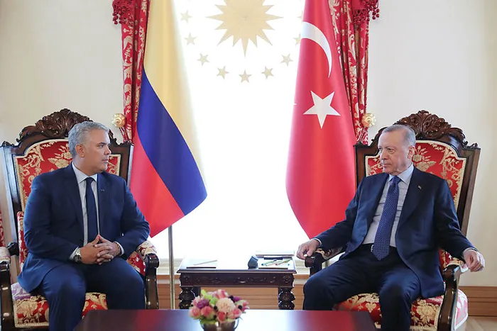 son-dakika-baskan-erdogan-kolombiya-cumhurbaskani-ivan-duqueden-onemli-aciklamalar-1653061965587.jpg Son dakika: Başkan Erdoğan Kolombiya Cumhurbaşkanı Ivan Duque'den önemli açıklamalar - 1