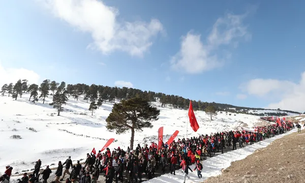 Son dakika: Milli Savunma Bakanı Hulusi Akar: Nereye kaçarlarsa kaçsınlar hainleri bulacağız
