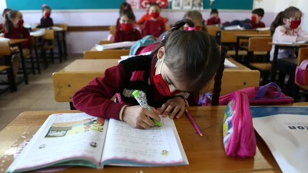 Son dakika: MEB'den okullarda PCR testi ile ilgili yeni genelge! - 1