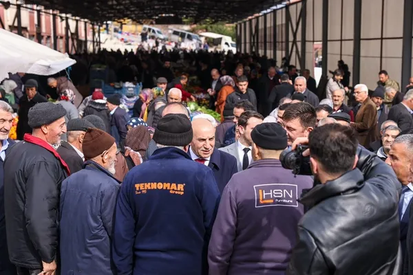 1707840548119.jpg Cumhur İttifakı ABB Başkan adayı Turgut Altınok'tan Mansur Yavaş'a 'hizmet' ayarı: Ankara'nın 5 yılı, boş yıl oldu! - 2