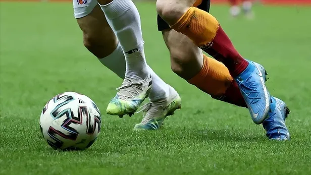 galatasaray-alanyaspor-muhtemel-11ler-galatasaray-alanyaspor-maci-saat-kacta-hangi-kanalda-1666516897480.jpg Galatasaray-Alanyaspor MUHTEMEL 11'LER! Galatasaray-Alanyaspor maçı saat kaçta, hangi kanalda? - 3