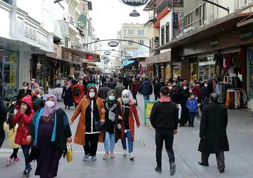 Koronavirüste 3. pik endişesi! Bu tarihe dikkat: Yeni kısıtlamalar gelebilir