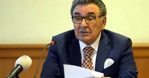 Hürriyet’ten FETÖ’cünün kitabına güzelleme