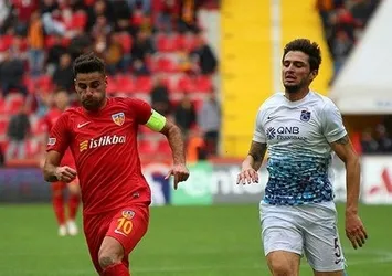 Galatasaray pazarlıklara başladı