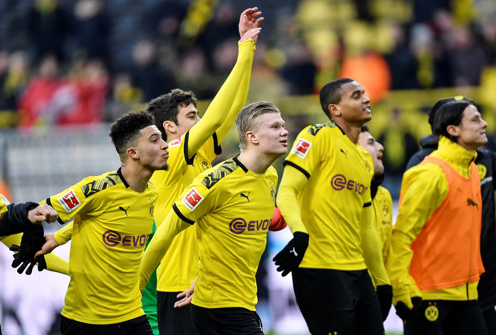 Borussia Dortmund - Freiburg (1-0) - Maç özeti izle