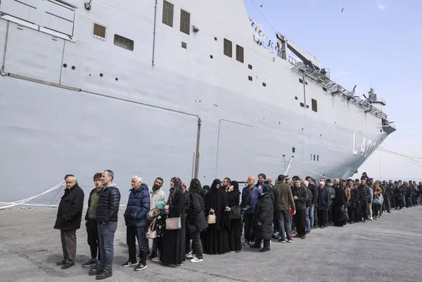 TCG Anadolu gemisinde bayram yoğunluğu