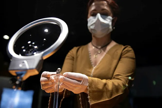 Kaçakçılardan kurtarılan Arinna’nın Güneş Tanrıçası heykelciği ait olduğu Anadolu topraklarında sergileniyor