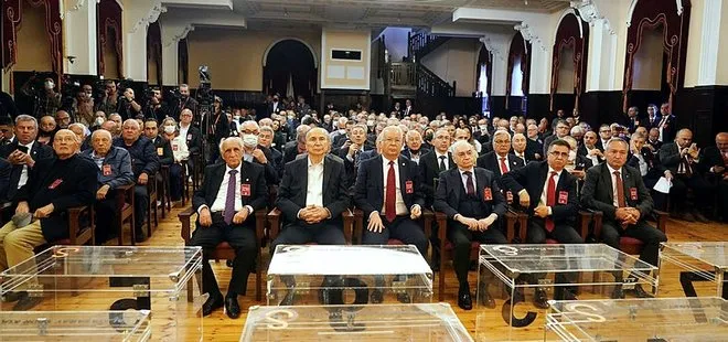 Galatasaray’da olağanüstü divan kurulu toplantısı başladı