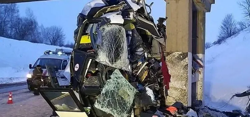 Rusya’da korkunç kaza: 5 ölü, 21 yaralı