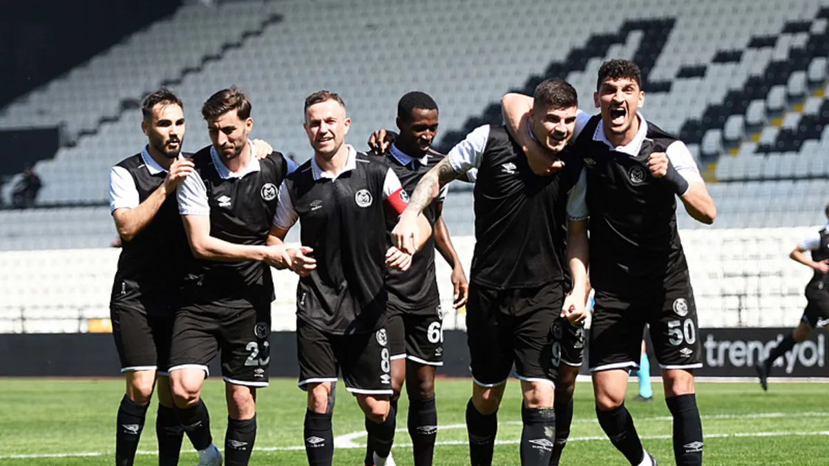 Manisa FK zorlu Erzurumspor FK deplasmanında galibiyet peşinde!