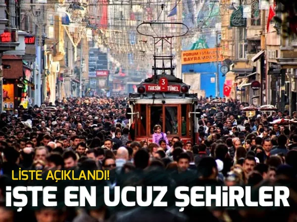 Tatil kasabasında bir evde 4'ü çocuk 7 kişinin cesedi bulundu - 1