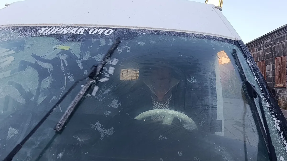 1792912583754.jpg Kars'ta kış erken yüzünü gösterdi! Eksi 6 derecede araç camları buz tuttu - 3