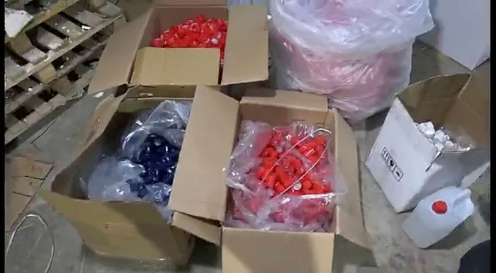 Son dakika: Ankara polisinden 4 ilde sahte içki operasyonu: 27 şüpheli gözaltında - 1