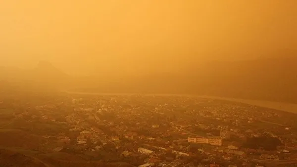 1648584722408.jpg Tüm Türkiye'yi etkisi altına alacak! Meteoroloji gün vererek uyardı! Perşembe ve Cuma gününe dikkat! Kuvvetli çöl tozu dalgası... - 5
