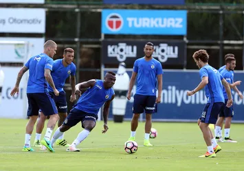 Fenerbahçe avantaj peşinde!