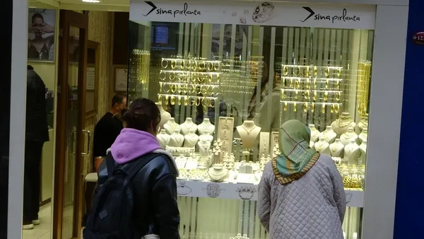 1702365036714.jpeg Altındaki artış en çok onu etkiledi! 350 bin TL'ye alıcı buluyor - 2