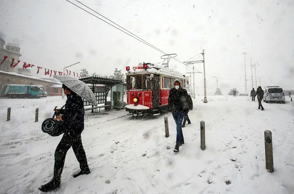 Meteoroloji'den İstanbul için flaş uyarı! İstanbul'a kar yağışı devam edecek mi? - 2