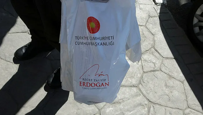 Başkan Erdoğan talimatı vermişti! 65 yaş üstü vatandaşlara bugün dağıtılmaya başlandı!