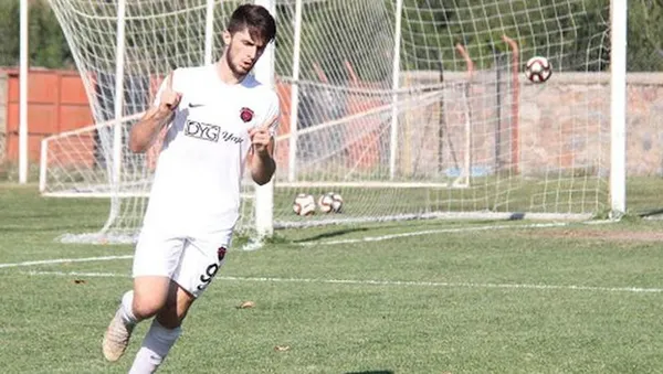 Son dakika: Fenerbahçe ilk transferini gerçekleştirdi