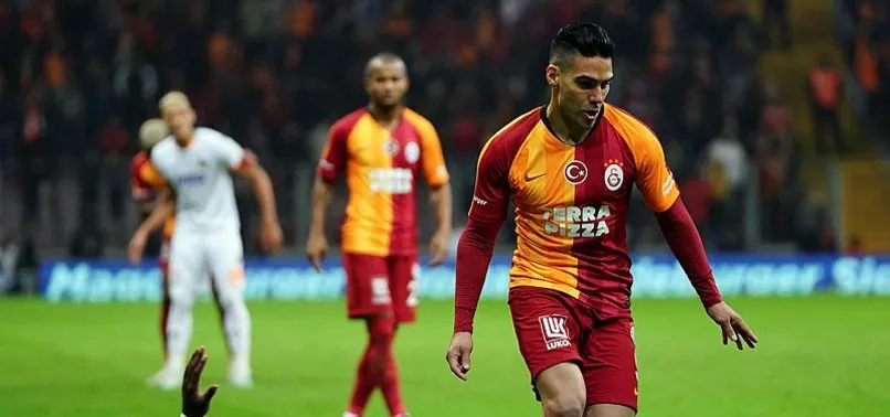 Galatasaray'da Falcao sevinci 74 gün sonra ilk 11'de sahaya çıktı