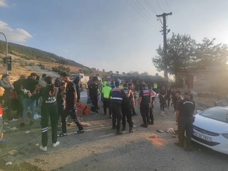 Gaziantep’te katliam gibi kaza! Freni patlayan kamyon dehşet saçtı | Ölü ve yaralılar var
