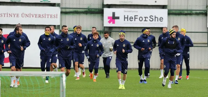 Fenerbahçe, Trabzon deplasmanında! Trabzonspor-Fenerbahçe maçı saat kaçta?