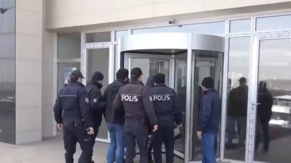 Ankara’da FETÖ operasyonu