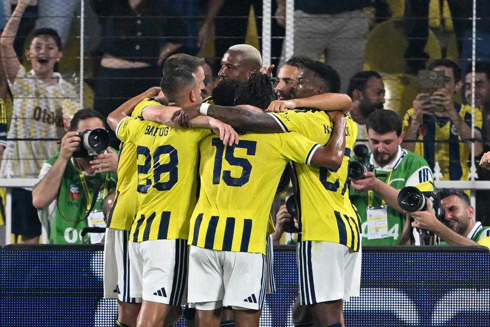 kanarya-rovans-oncesi-avantaji-kapti-mac-sonucu-fenerbahce-1-0-gornik-zabrze-1784663858532.jpg Kanarya rövanş öncesi avantajı kaptı! Maç sonucu: Fenerbahçe 1-0 Gornik Zabrze - 5