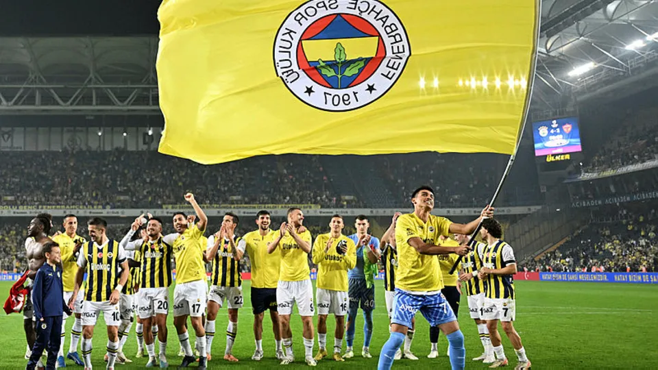 İsmail Kartal'dan kadroda rotasyon! İşte Fenerbahçe-Ludogorets maçı muhtemel 11'leri...