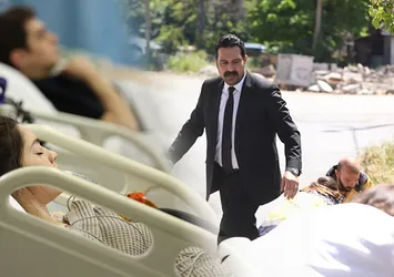 Can Borcu'nda hastanede yaşam savaşı!