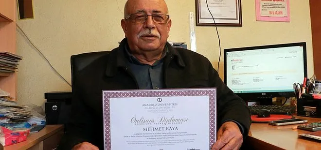 72 yaşındaki Mehmet dede üçüncü üniversite diplomasını aldı