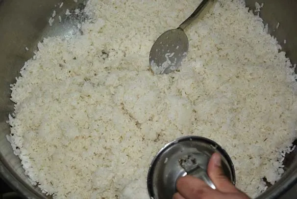 Vitrine 'Diplomalı Pilavcı' yazdı işleri açıldı - 1