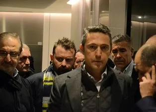 Ali Koç ve taraftarlar hastaneye akın etti