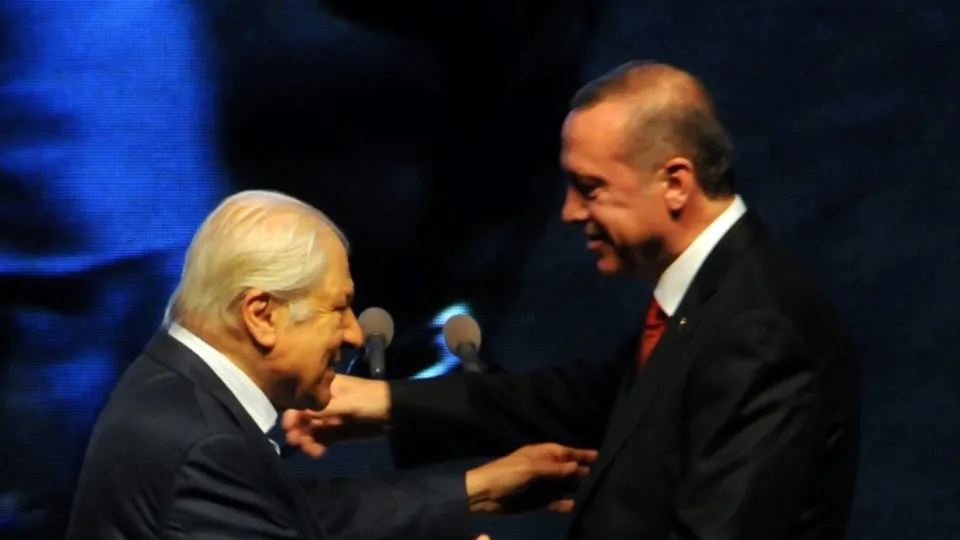 Kudüs şairi Nuri Pakdil vefat etti! Nuri Pakdil kimdir?