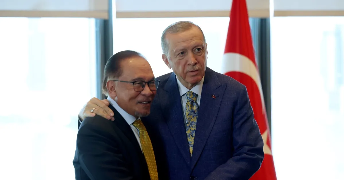 Başkan Erdoğan Türkevi'nde Miçotakis, Cyril Ramaphosa ve Enver İbrahim'i ağırladı