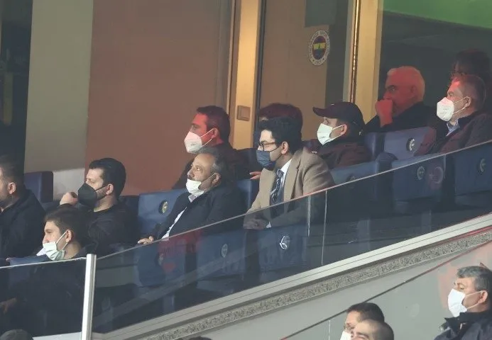 Fenerbahçe Başkanı Ali Koç’a Afyonspor maçında büyük şok! Tribünler istifaya davet etti