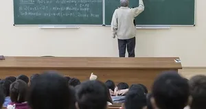 Üniversite 1. sınıf ve hazırlık sınıfı ders kaydı zorunlu mu?