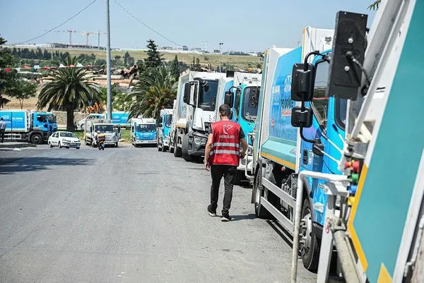 istanbullu-cop-daglarina-yeniden-hazirlikli-ol-ibbye-bagli-istacta-grev-hazirligi-1692080102282.jpeg İstanbullu çöp dağlarına yeniden hazırlıklı ol! İBB'ye bağlı İSTAÇ'ta grev hazırlığı