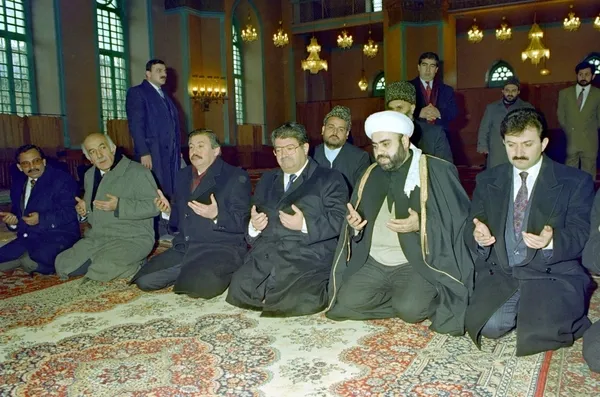 Semra Özal vefatının 28. yılında anılan eşi Turgut Özal’ı anlattı | Turgut Özal’ı kim öldürdü? İşte son anları...