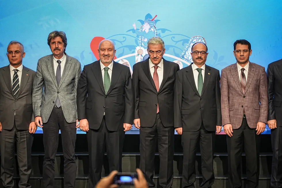 vakif-katilim-bursanin-vakif-mirasini-gelecege-tasiyor-1789741463241.jpg Vakıf Katılım Bursa’nın vakıf mirasını geleceğe taşıyor - 1