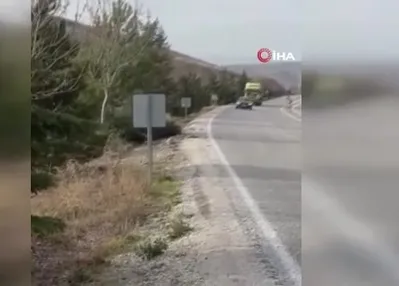 Takla atan otomobil hurdaya döndü