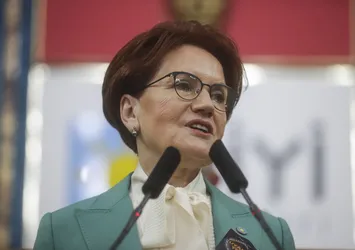 Meral Akşener'den Togg çelişkisi! Başkan Erdoğan'ı önce tebrik etti ardından hedef gösterdi