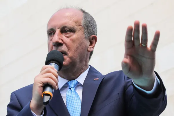 Memleket Partisi Genel Başkanı Muharrem İnce ve TELE 1 Genel Yayın Yönetmeni Merdan Yanardağ kavgası alev aldı: Aşıları tam mı bunun? - 3