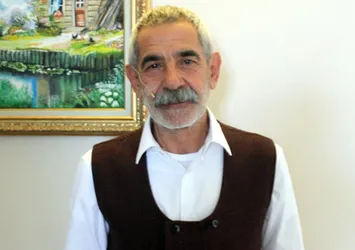 Turgay Tanülkü'den çok anlamlı hareket