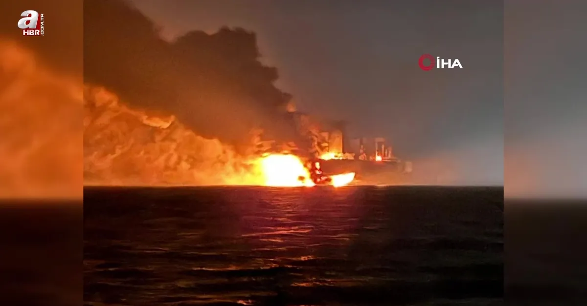 Yanan gemi böyle görüntülendi